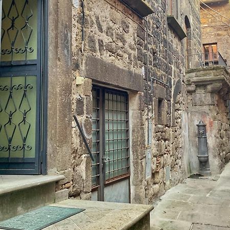 Apartamento La Locanda Dei Fedeli Di Vitorchiano Exterior foto