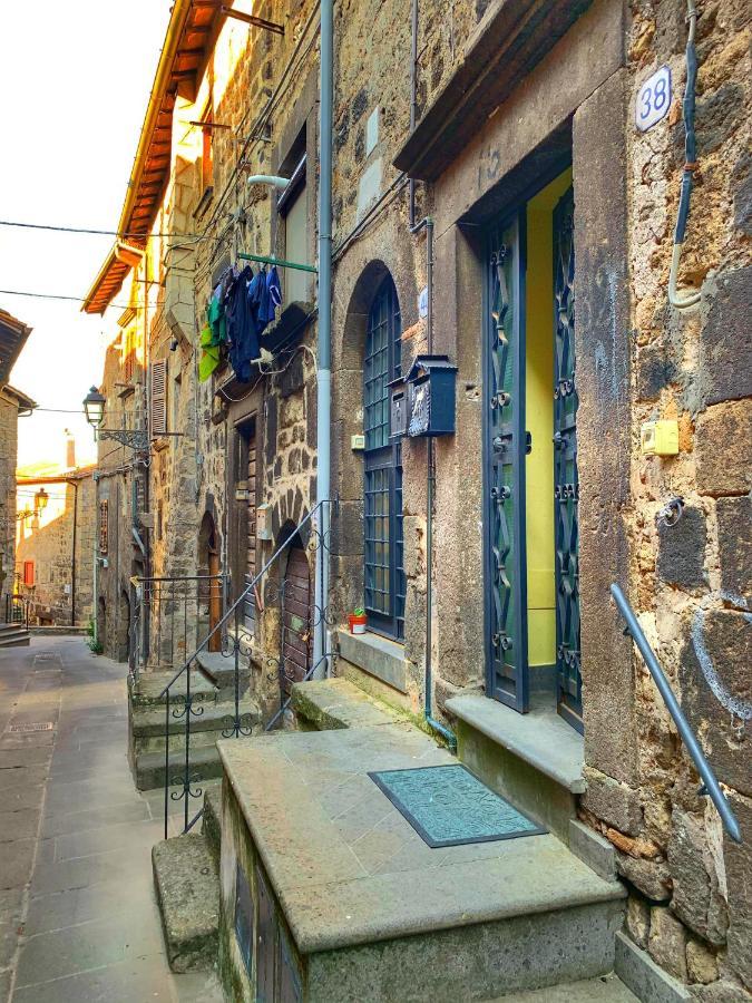 Apartamento La Locanda Dei Fedeli Di Vitorchiano Exterior foto